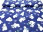 Preview: Patchworkstoff Clothworks Snowville Eisbären auf blau.